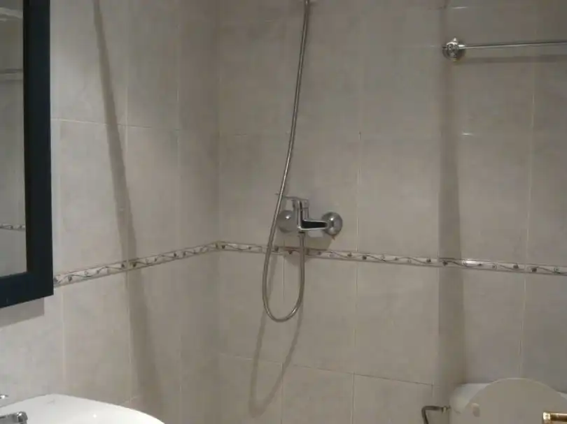 Bathroom of Flat for rent in Tetuán