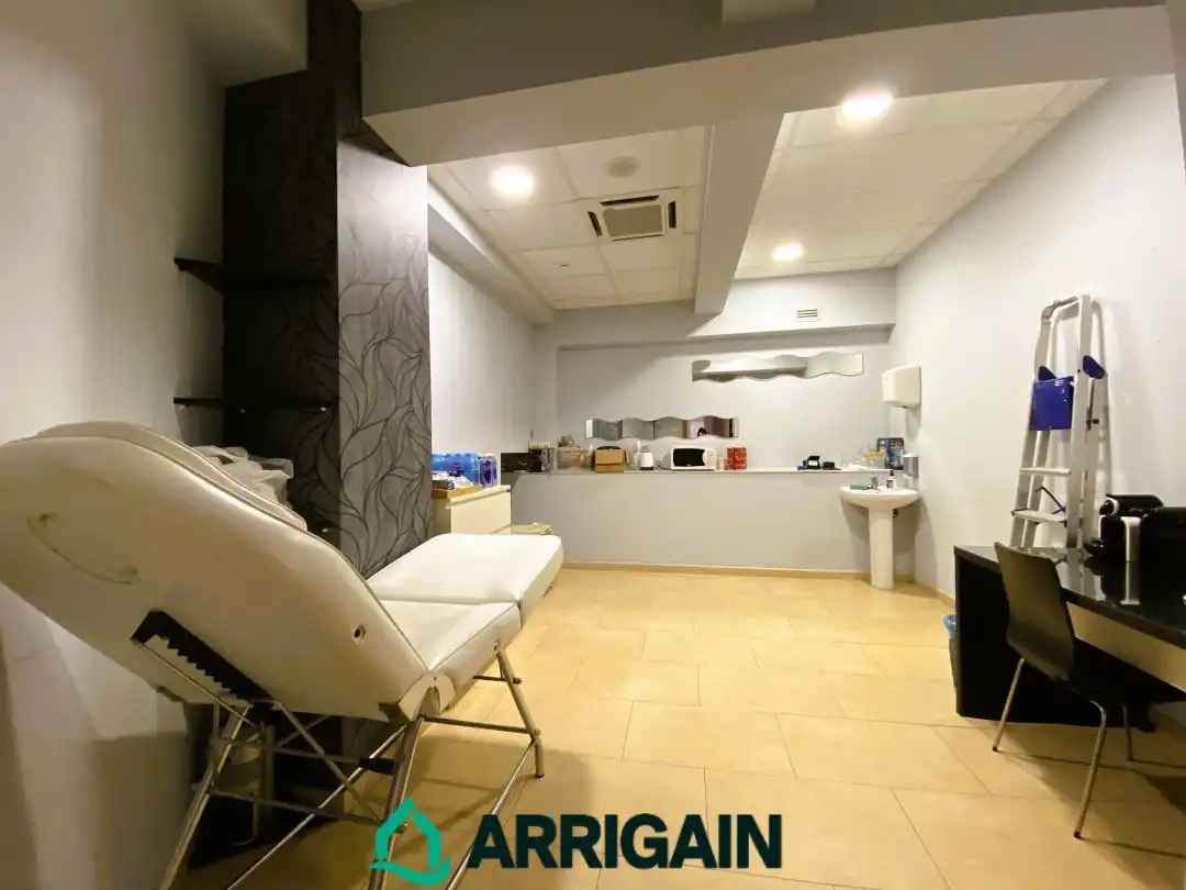 Local comercial en alquiler en Iparragirre Kalea, imagen 6
