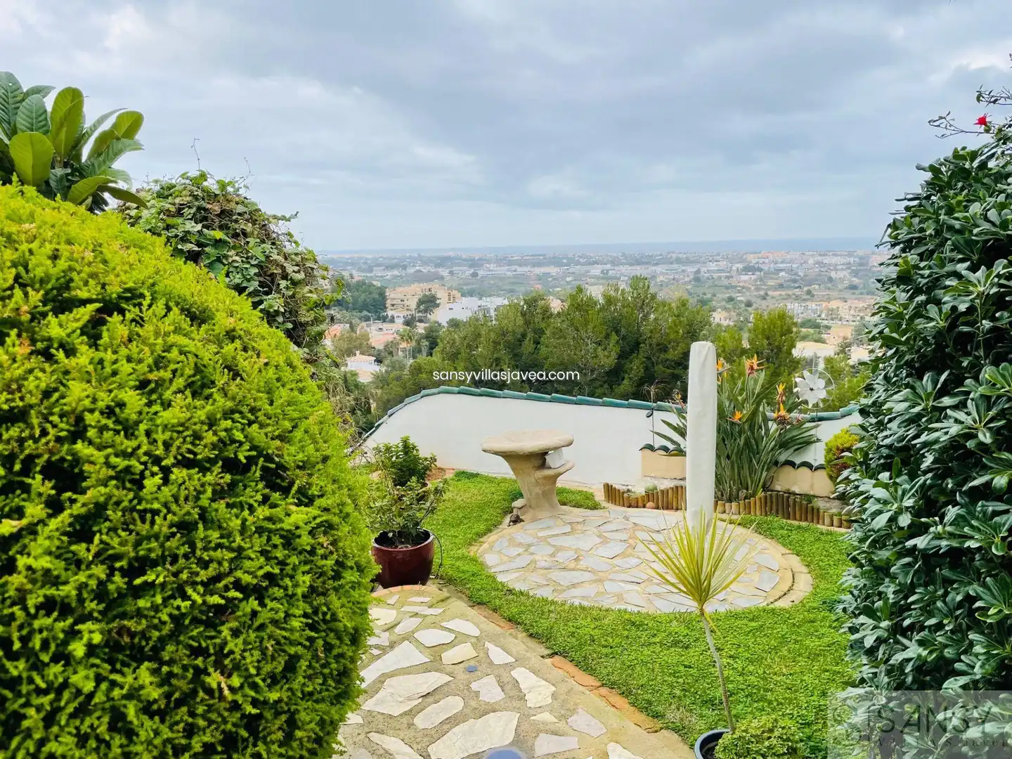 Garden of Houses for sale in Dénia  with Air Conditioner and Storage room