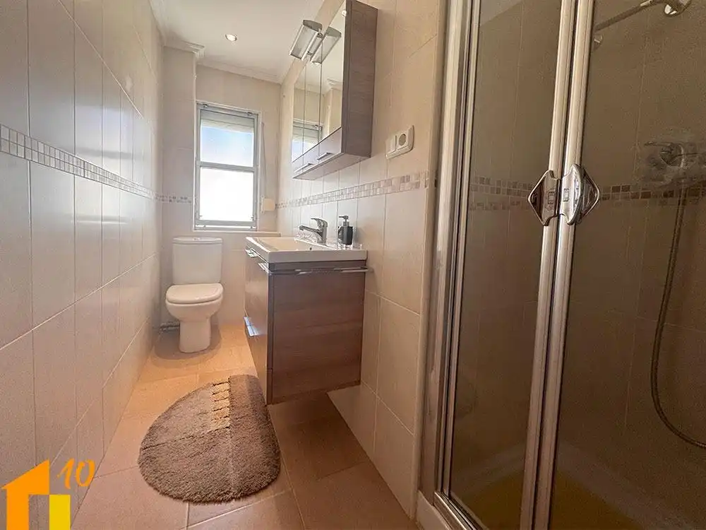 Baño de Piso en venta en Burgos con Calefacción