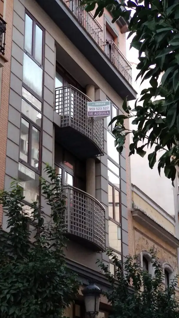 Außenansicht von Büro zur Miete in Huelva