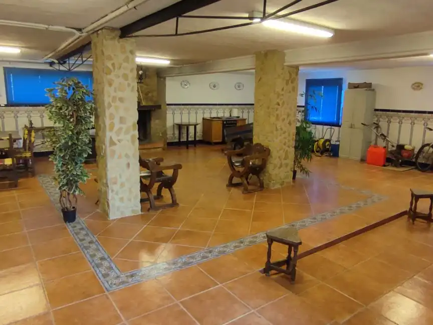 Casa rústica amb jardí en venda a Calle Diseminados 39, imagen 9