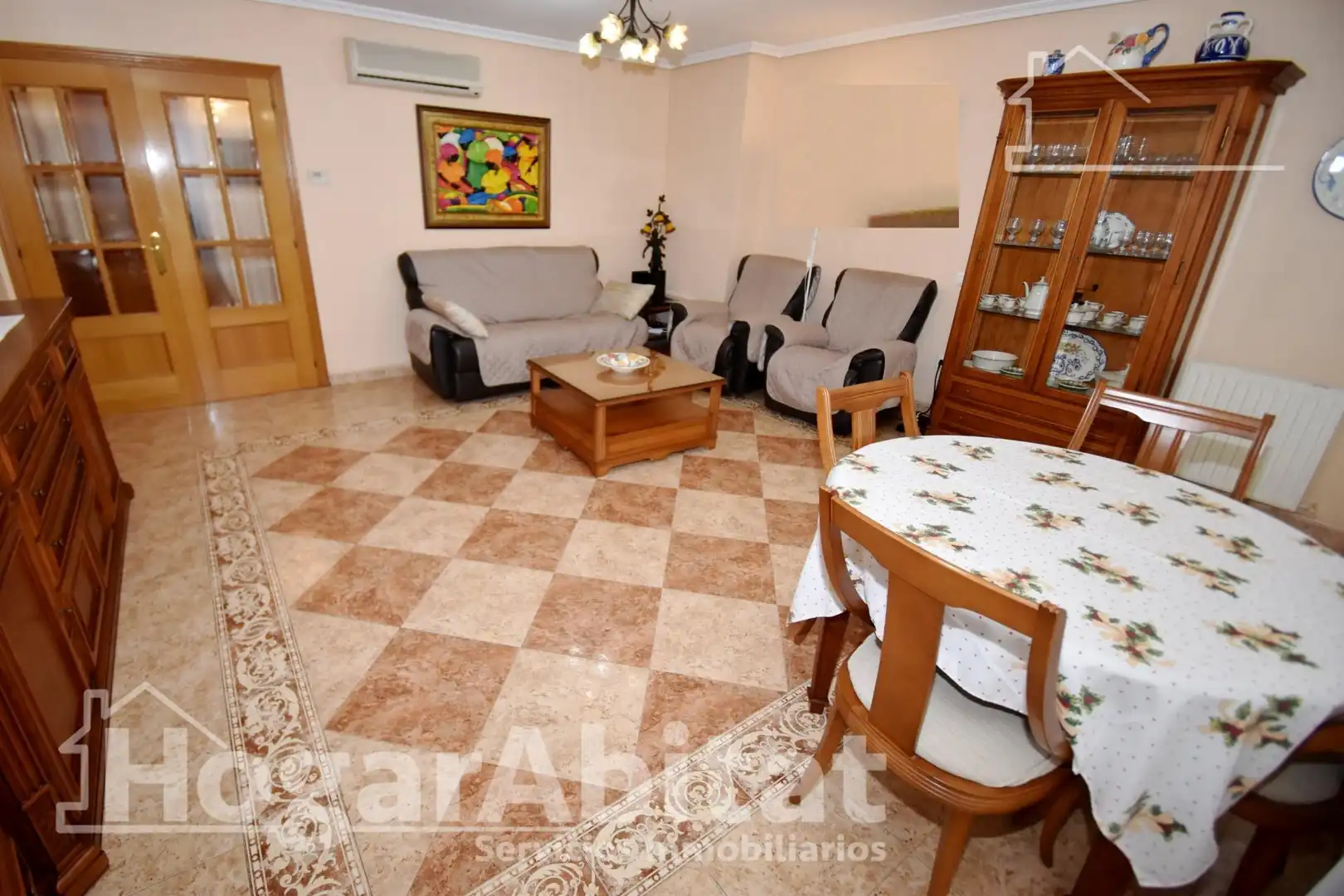 Wohnzimmer von Einfamilien-Reihenhaus zum Verkauf in Vila-real mit Klimaanlage, Heizung und Terrasse