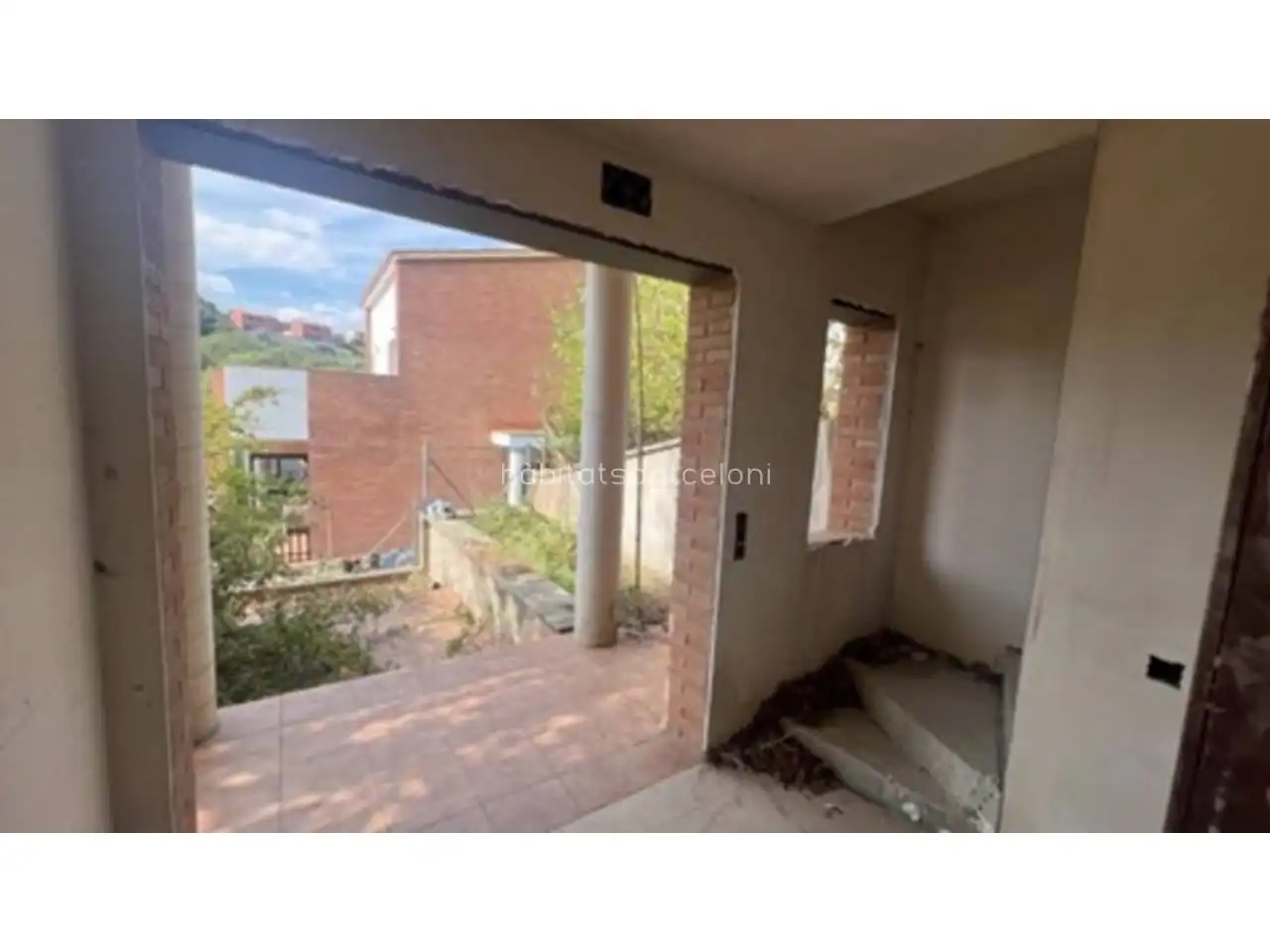 Casa con jardín en venta en Calle PRIORAT 33, imagen 3