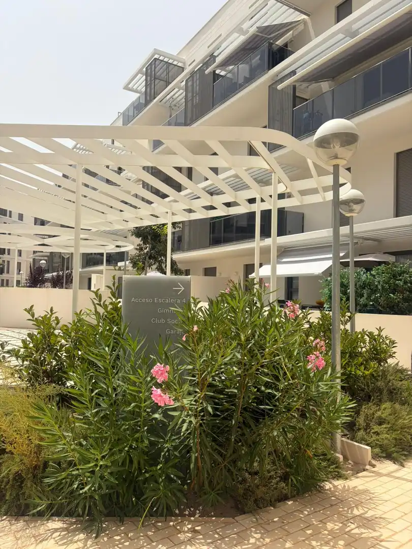 Apartamento con terraza en venta en El Montgó, imagen 43