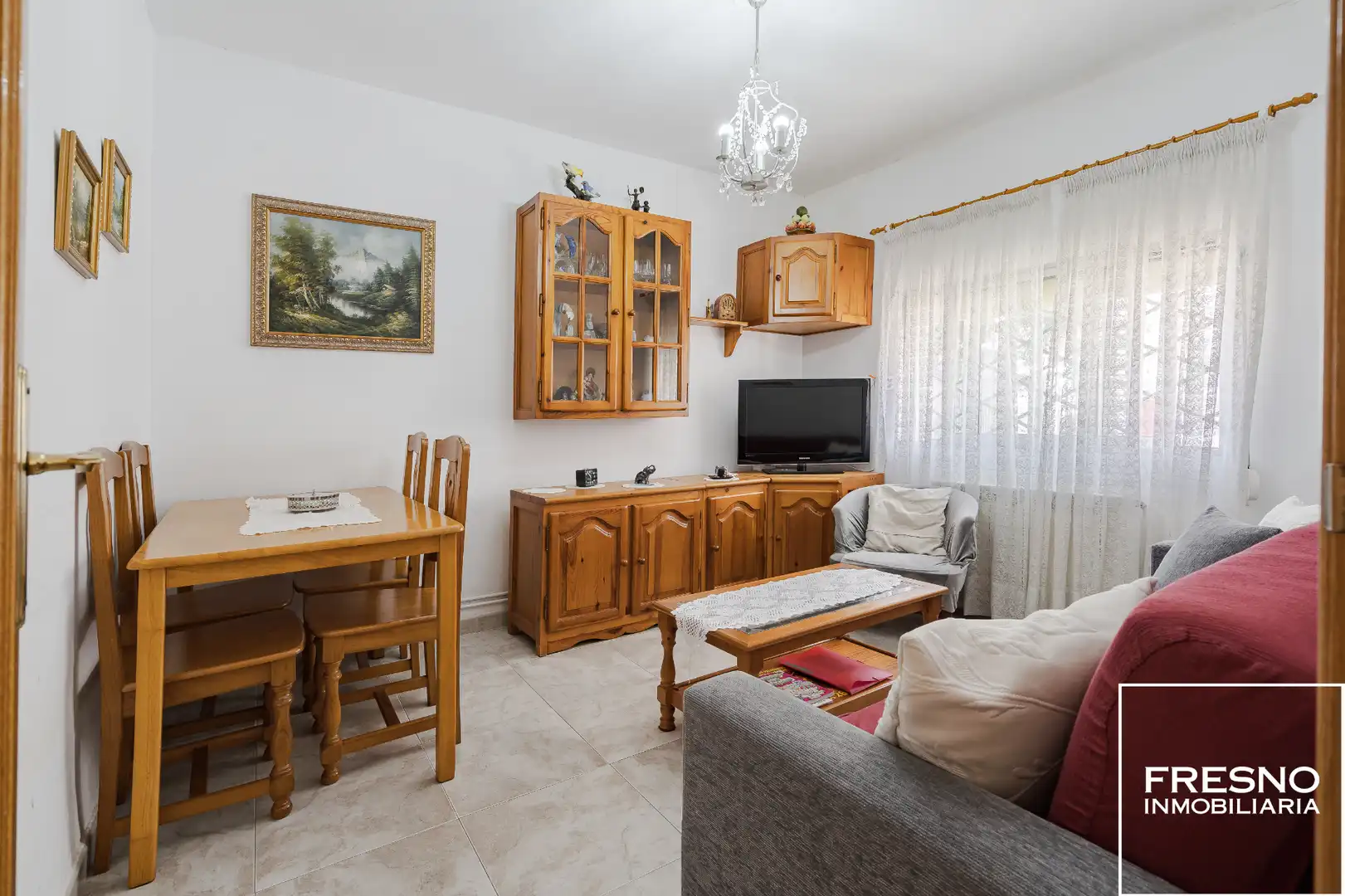 Sala d'estar de Casa adosada en venda en Cobeña amb Calefacció, Jardí privat i Terrassa