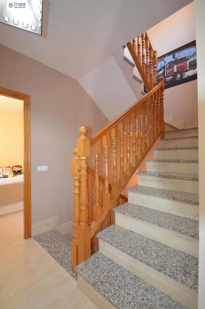 Casa adosada en venta en Calle ANGEL CARA, La Mojonera