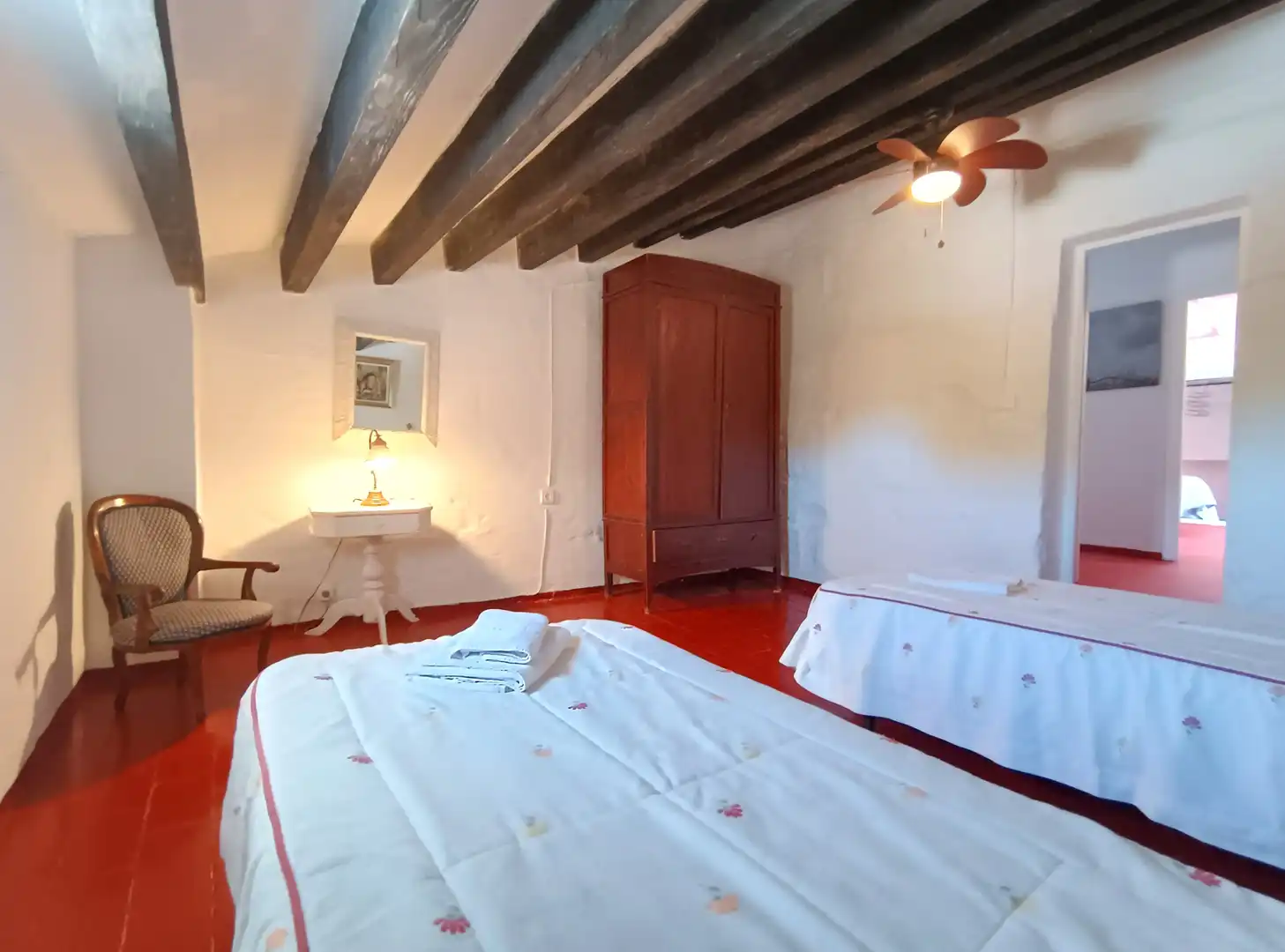 Habitación de Finca rústica en venta en Es Castell con Aire acondicionado, Calefacción y Jardín privado
