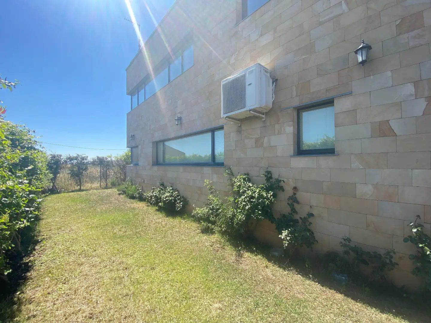 Vista exterior de Casa o chalet en venta en Estépar con Calefacción, Jardín privado y Parquet