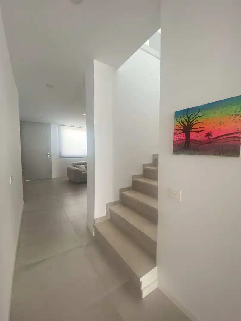 Casa o xalet en venda en Cuevas de San Marcos amb Aire condicionat, Calefacció i Jardí privat