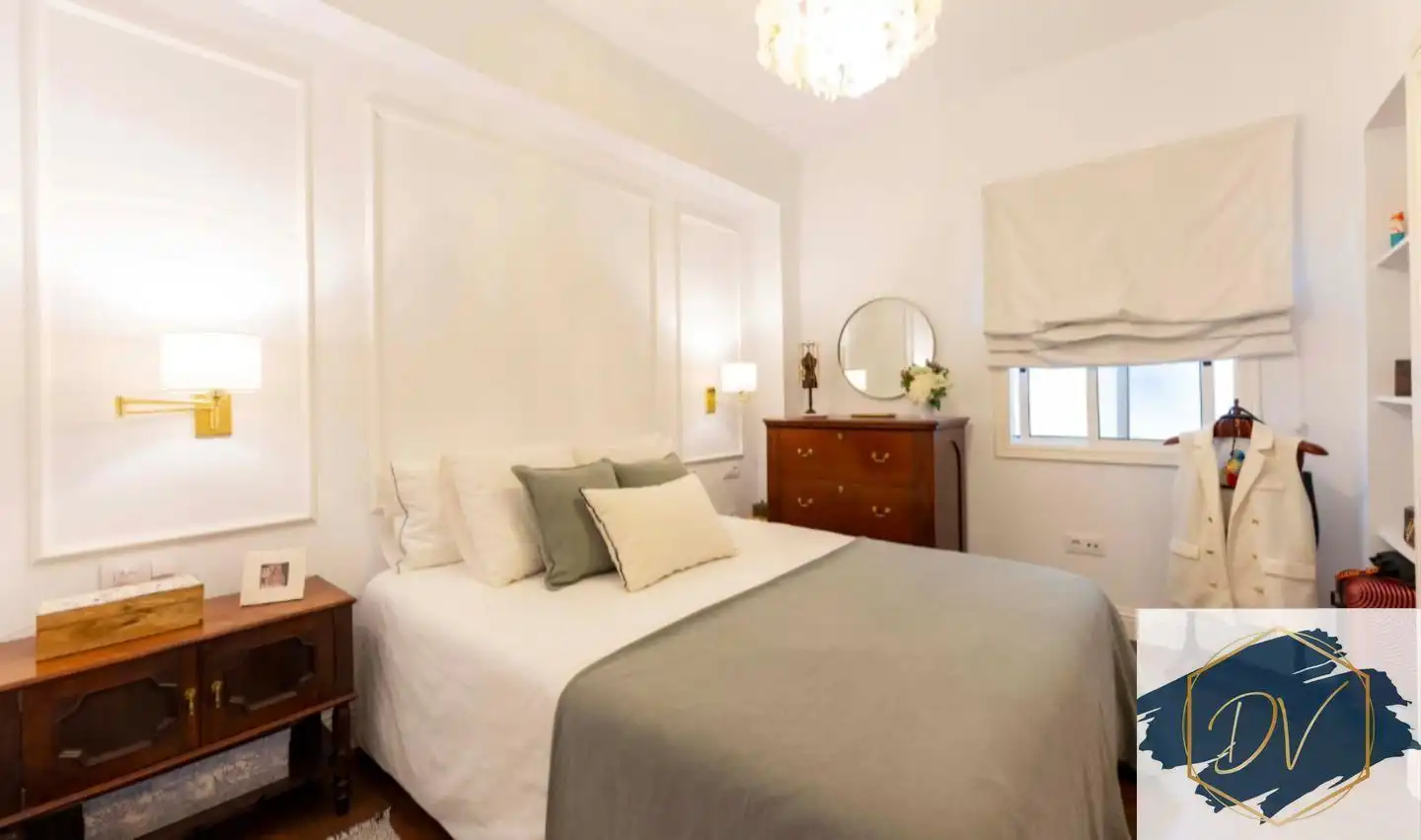 Flat with terrace for sale in Calle de Jesús y María, imagen 16