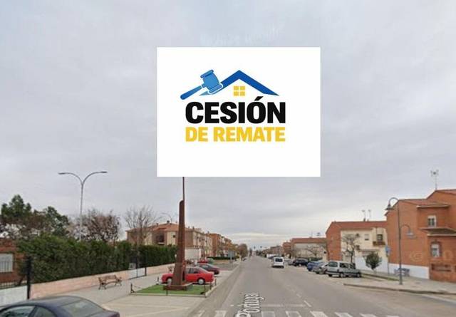 Casa-chalet en Venta en Pantoja
