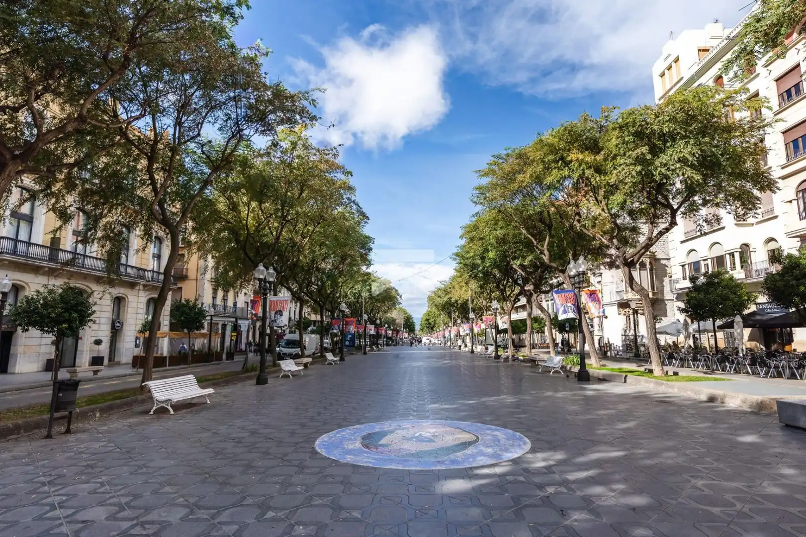 Vista exterior de Local en traspaso en Tarragona con Amueblado