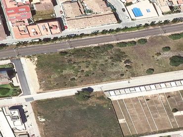 Terreno residenziale in vendita a Avenida Tarragona 133
