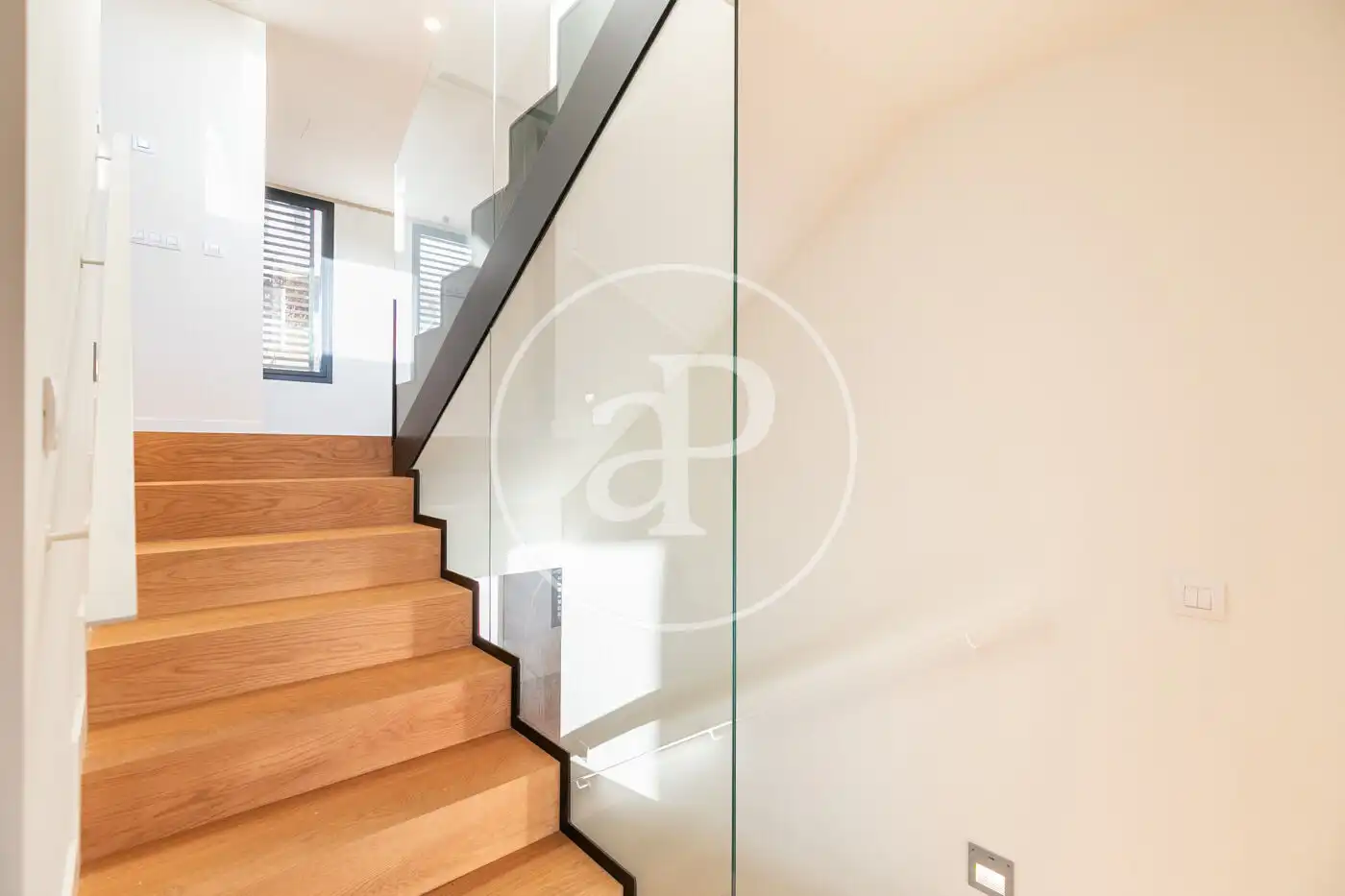 Flat for rent in Barcelona  with Air Conditioner, Heating and Private garden