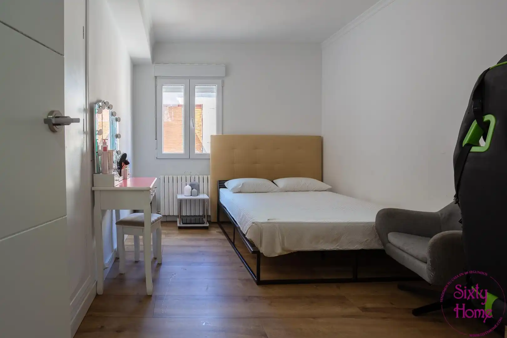 Habitación de Piso en venta en Tauste con Calefacción, Parquet y Amueblado