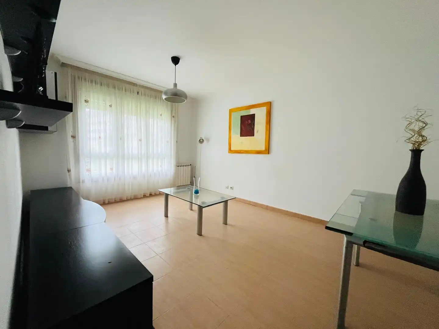 Sala d'estar de Apartament en venda en Pontevedra Capital  amb Terrassa i Traster