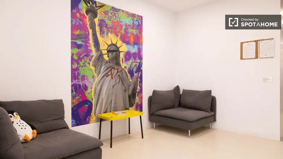 Sala d'estar de Casa o xalet per a compartir en Madrid amb Aire condicionat, Terrassa i Moblat