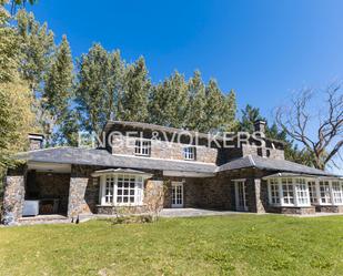 Vista exterior de Casa o xalet en venda en Prats i Sansor amb Calefacció, Jardí privat i Parquet