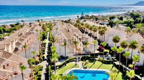 Exclusivo adosado en primera línea de playa en Costabella, Marbella  Precio 790.000, imatge 5