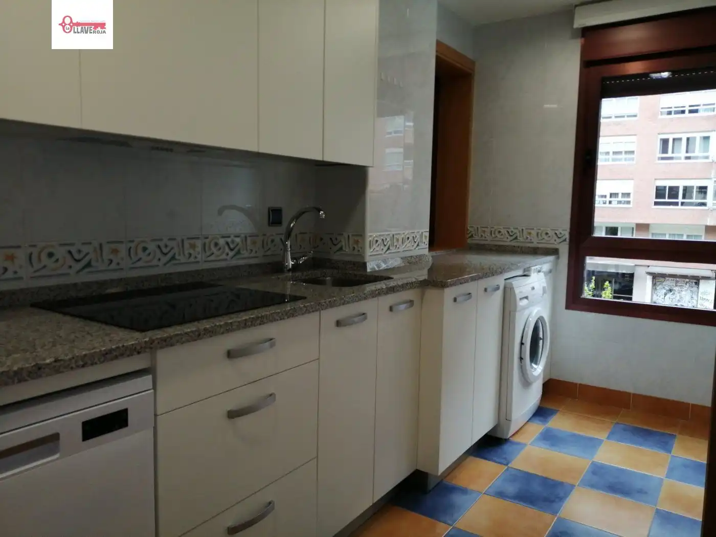 Küche von Wohnungen zur Miete in Burgos mit Heizung, Parkett und Terrasse