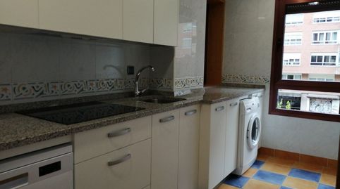 Foto 5 von Wohnungen zur Miete in Avenida de la Paz, Villa Pilar, Burgos Capital
