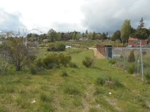 Residential zum Verkauf in Navalperal de Pinares
