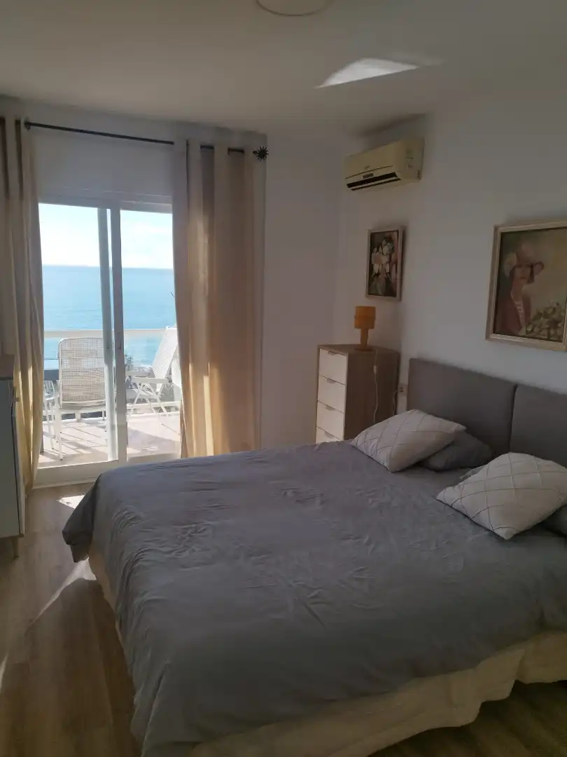 Habitación de Piso de alquiler en Las Gaviotas  - Carvajal
