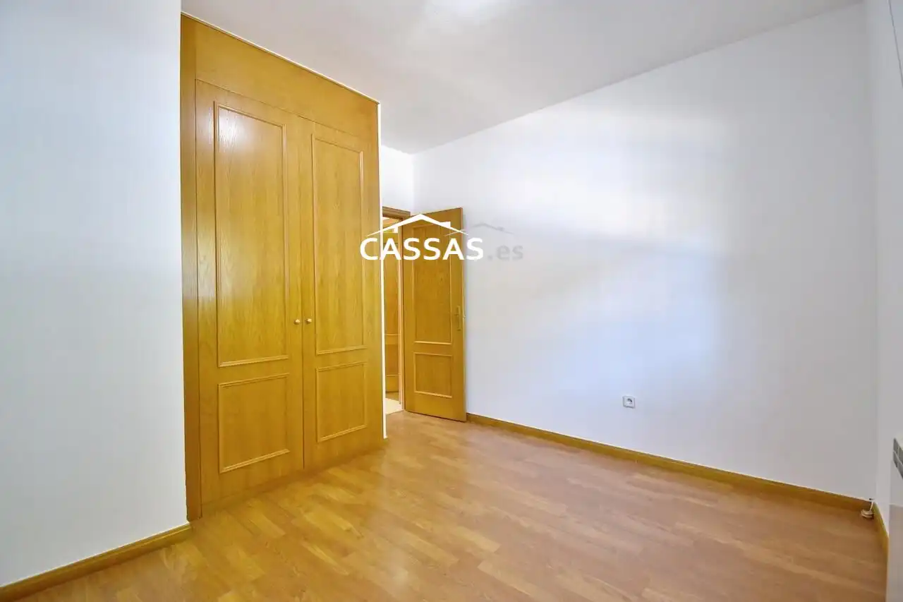 Planta baja en venta en Torrejón de Ardoz con Aire acondicionado y Piscina comunitaria