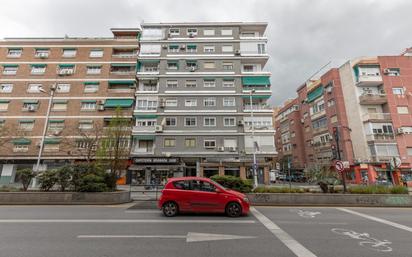 Exterior view of Flat for sale in  Granada Capital  with Heating, Terrace and Balcony