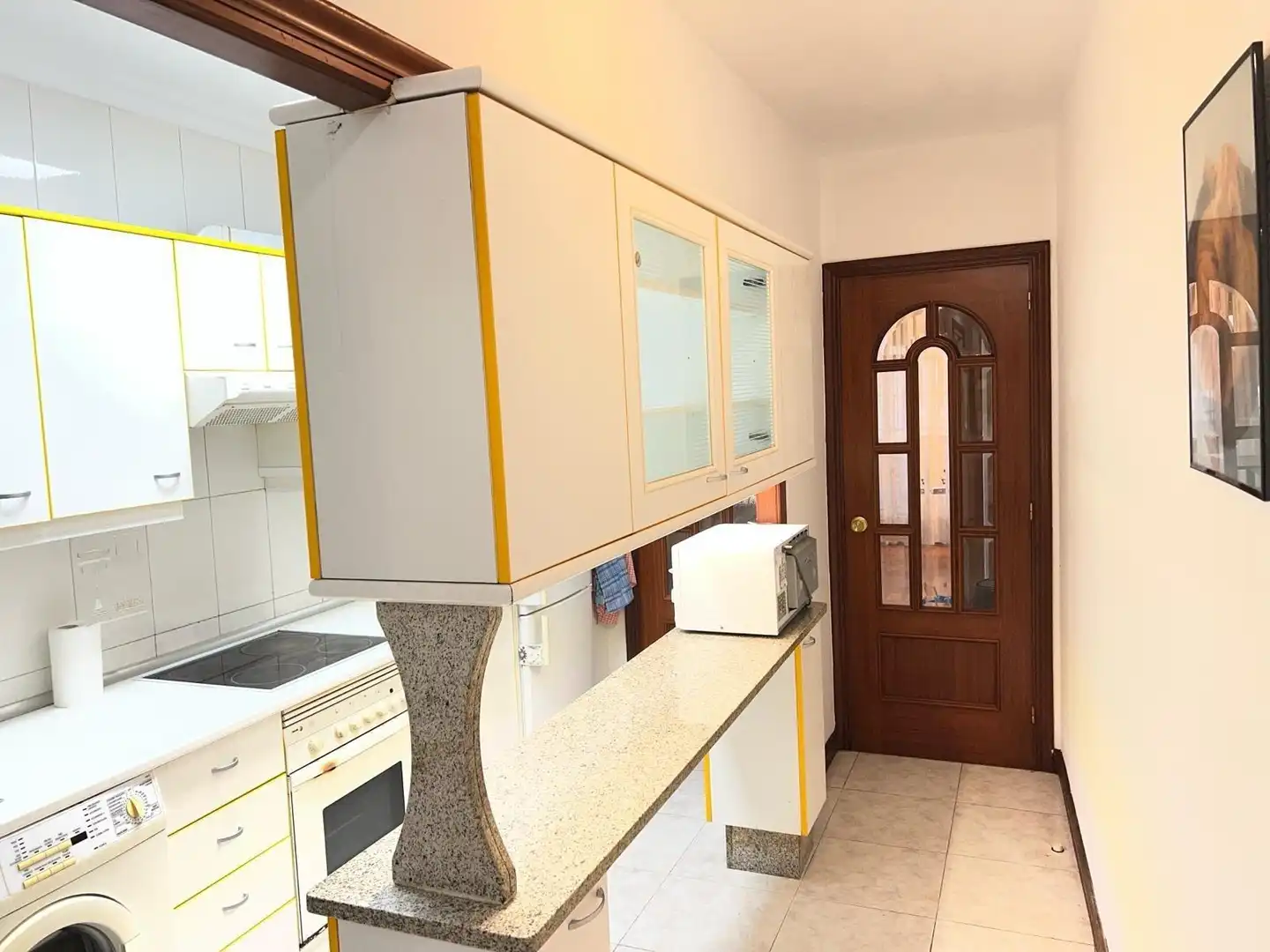 Cocina de Piso en venta en Vigo  con Calefacción, Trastero y Balcón