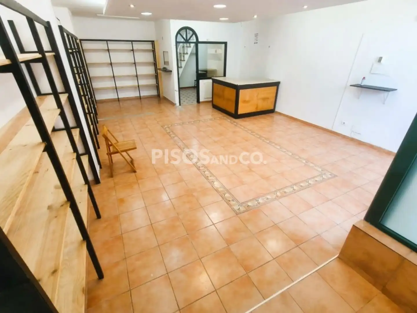 Local commercial à louer à Calle RAFAEL ALBERTI, imagen 4