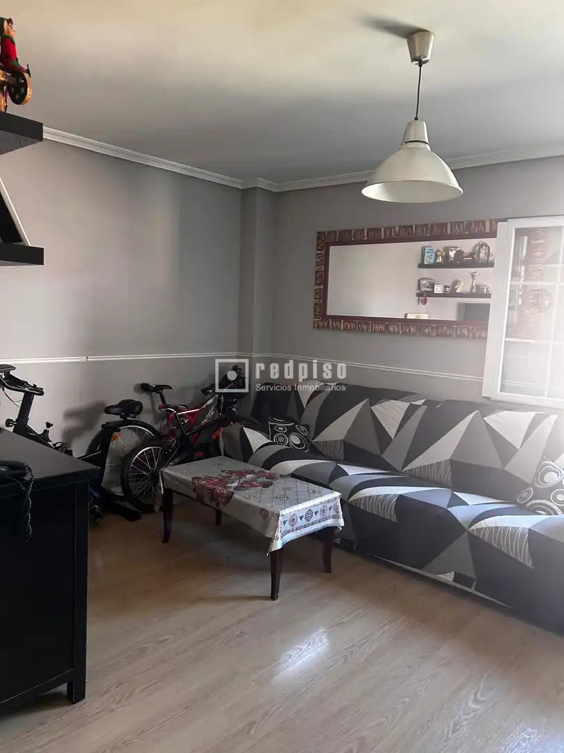 Sala de estar de Piso en venta en El Molar (Madrid) con Aire acondicionado y Calefacción