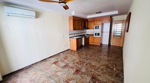 Foto 3 de Piso de alquiler en San José - Los Metales, Sagunto / Sagunt