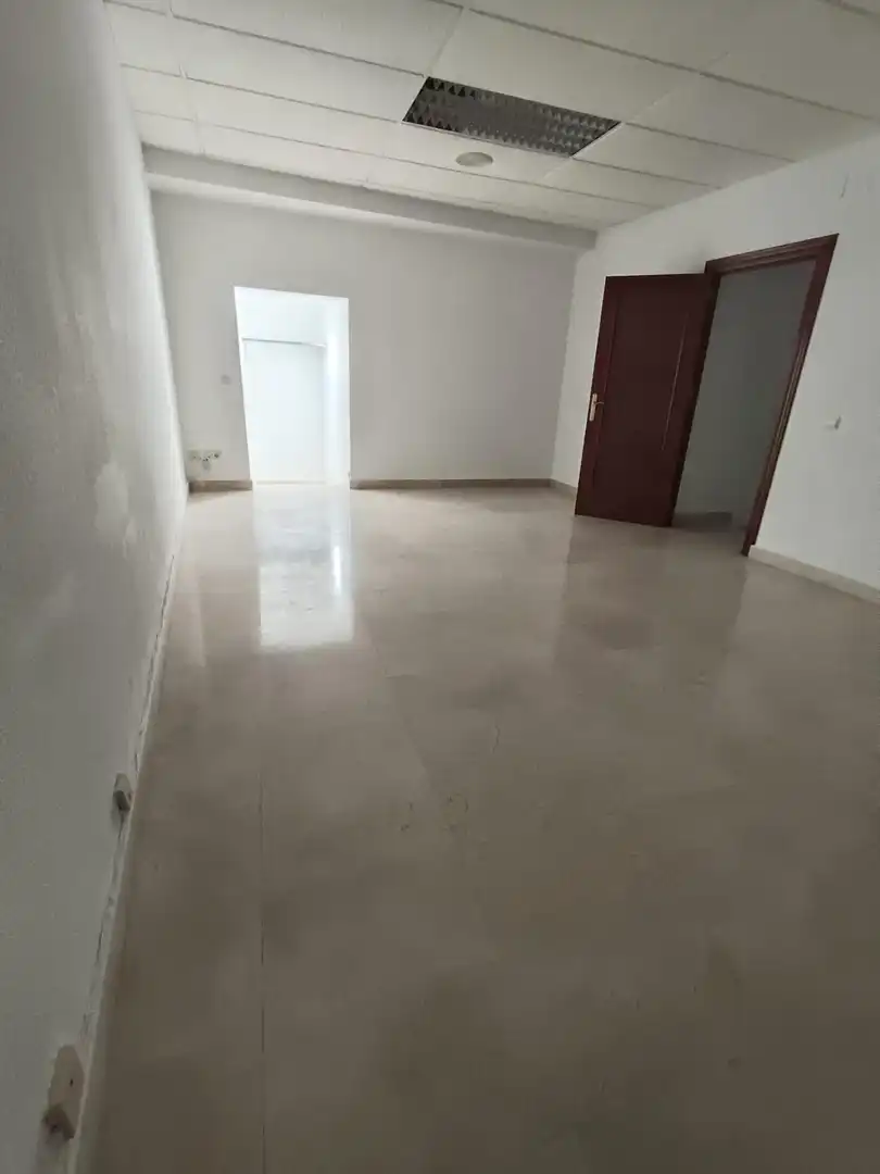 Office for rent in Centro