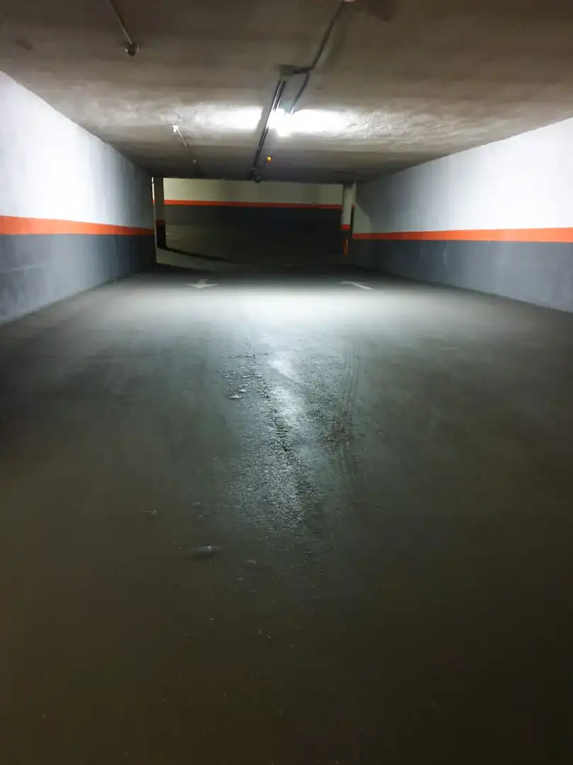 Parking of Garage for rent in Madrid