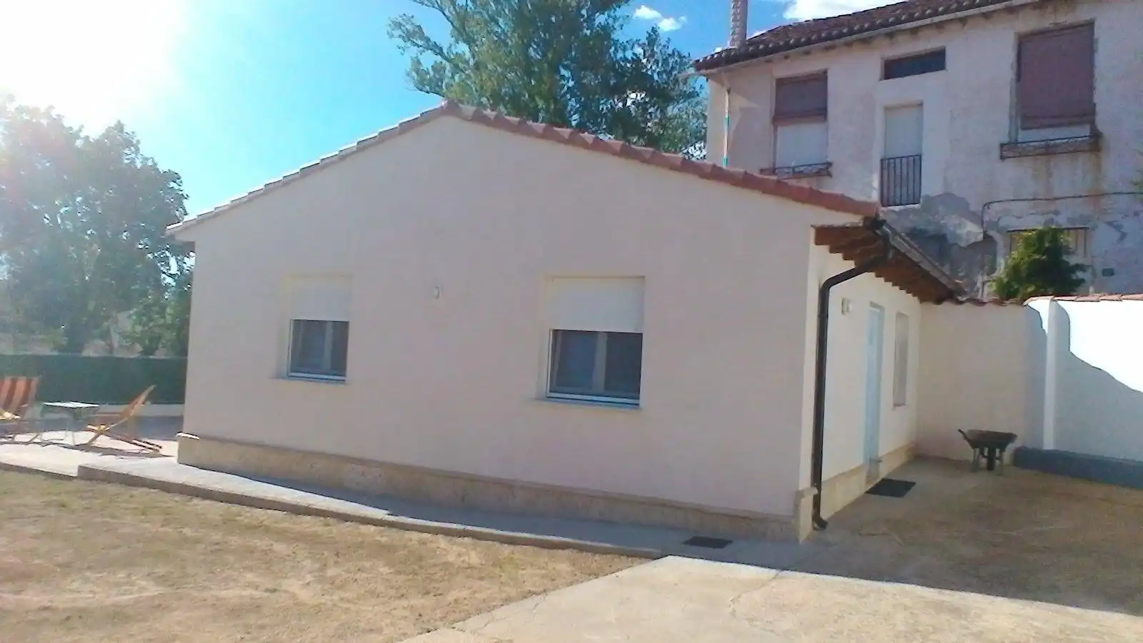 Vista exterior de Casa o chalet en venta en La Puebla de Valdavia  con Jardín privado y Trastero