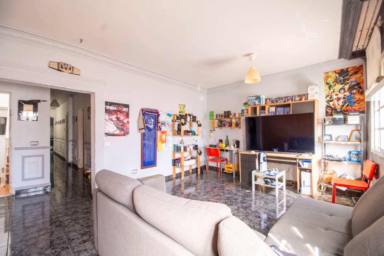 Single-family semi-detached for sale in Isleta