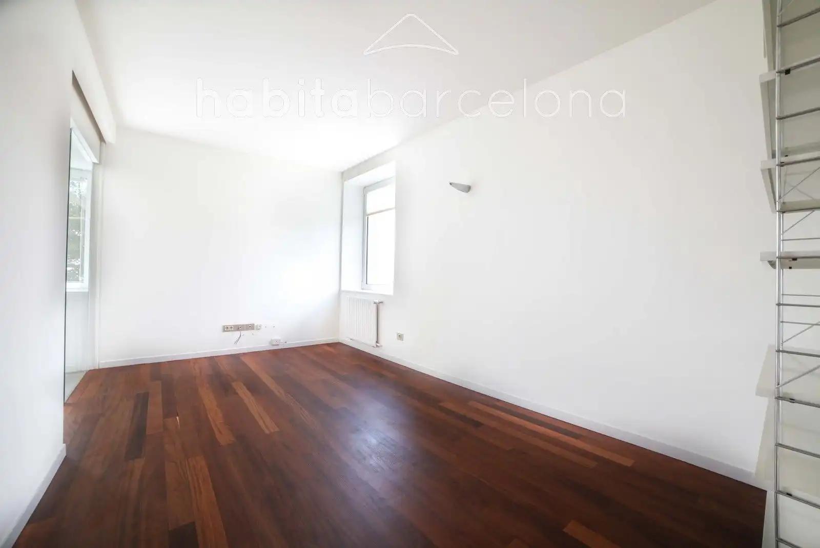 Bedroom of Houses for rent in Barcelona  with Air Conditioner, Heating and Private garden