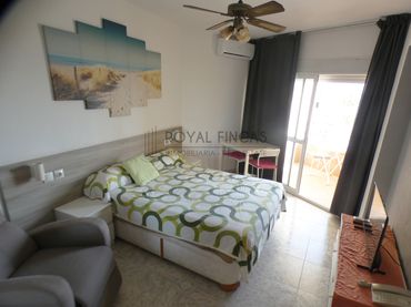 Estudio con ascensor en venta en Calle Tamarindos 2
