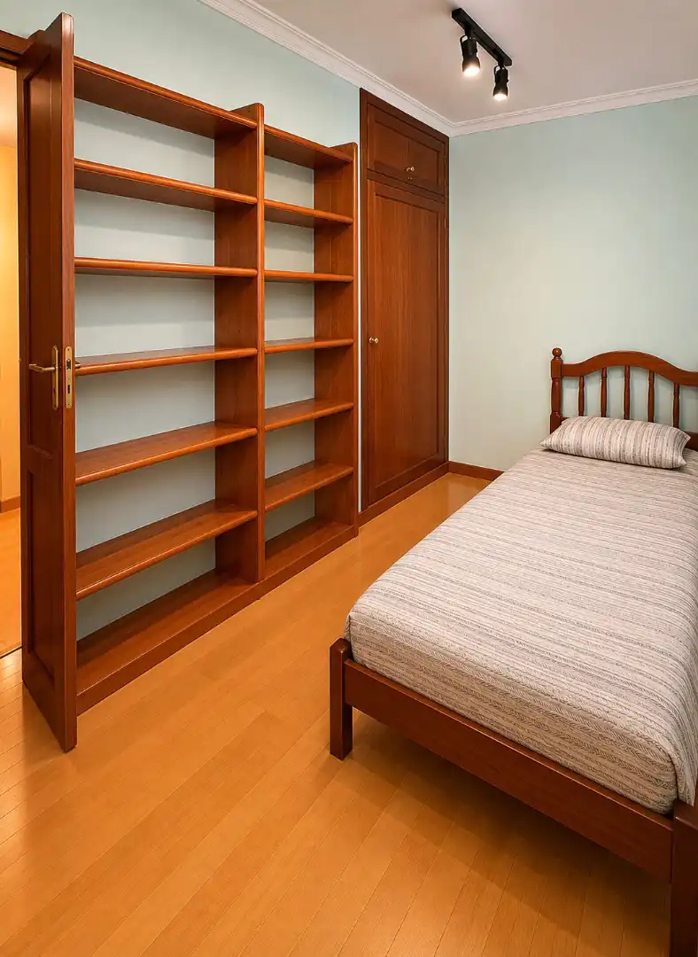 Habitación de Casa o chalet en venta en O Grove   con Calefacción, Jardín privado y Terraza