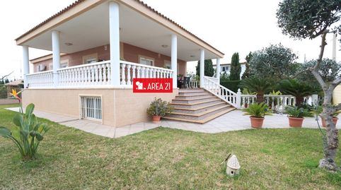 Foto 3 de Casa o chalet en venta en Urbanizaciones, Llíria