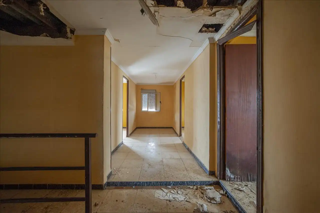 Casa adosada en venta en Lora del Río con Trastero