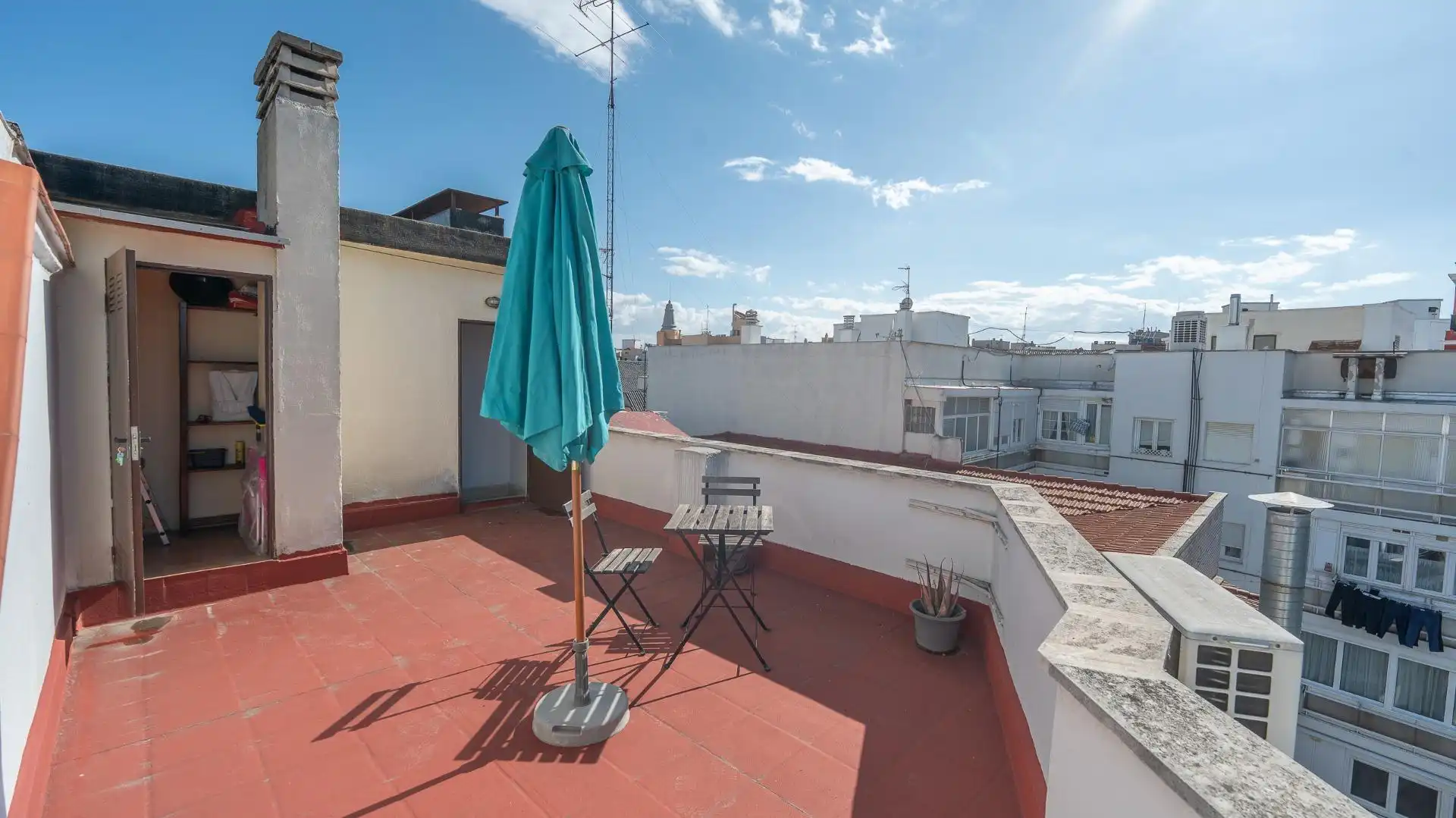Terraza de Estudio de alquiler en Madrid con Aire acondicionado, Calefacción y Parquet