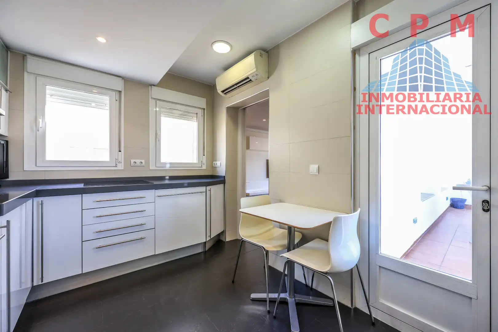 Attic for rent in Madrid  with Air Conditioner, Heating and Parquet flooring