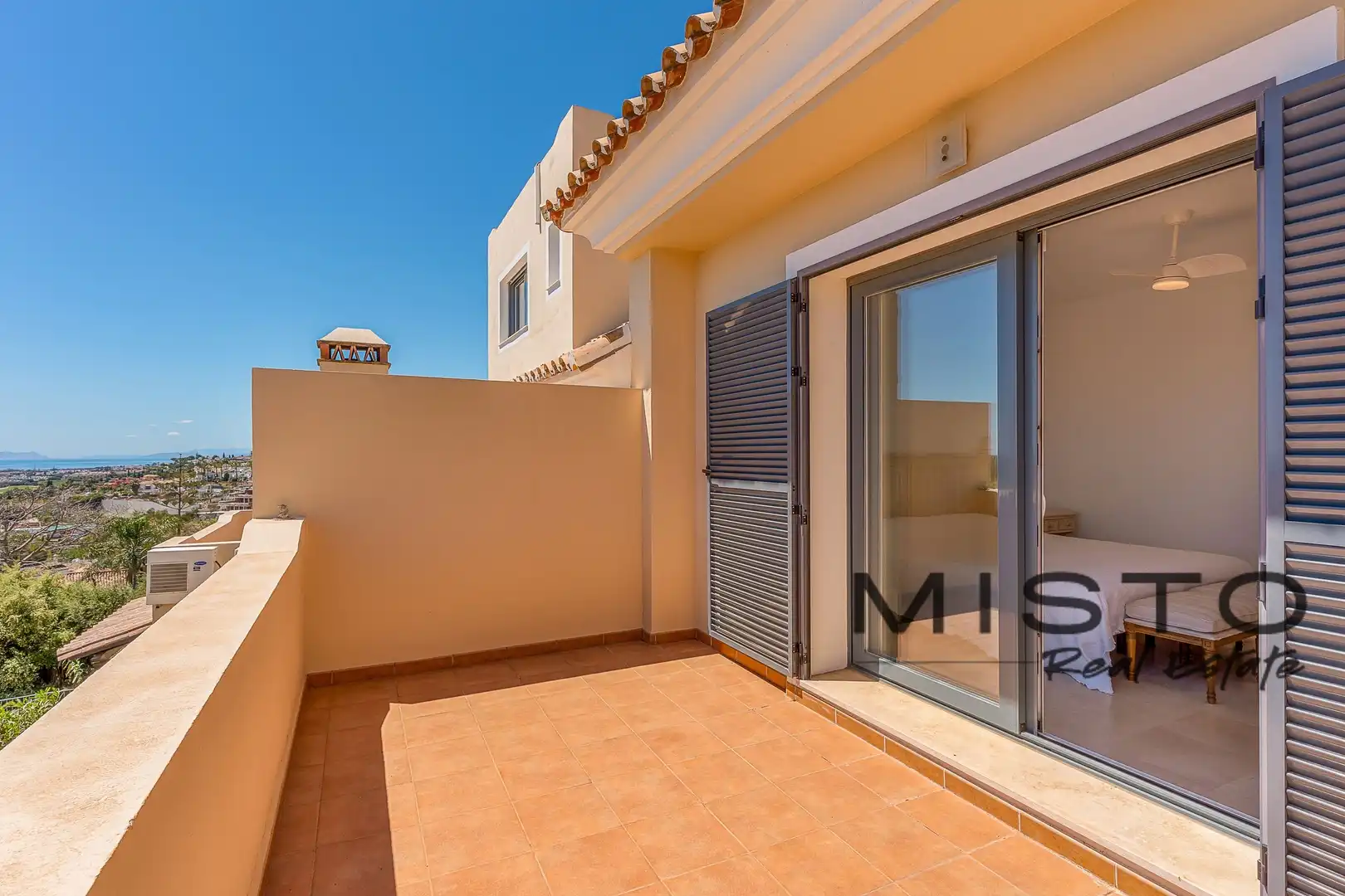 Reihenhaus mit Terrasse zum Verkauf in Calle Jardin del Golf, imagen 24
