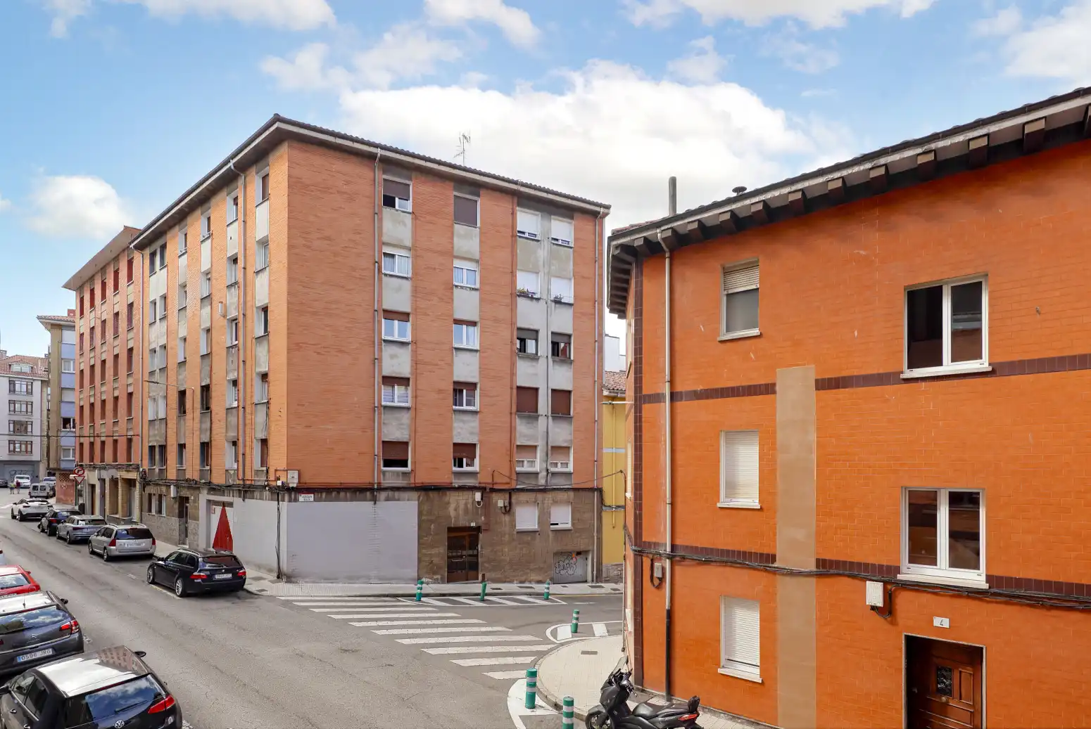 Vista exterior de Pis en venda en Gijón  amb Calefacció i Terrassa