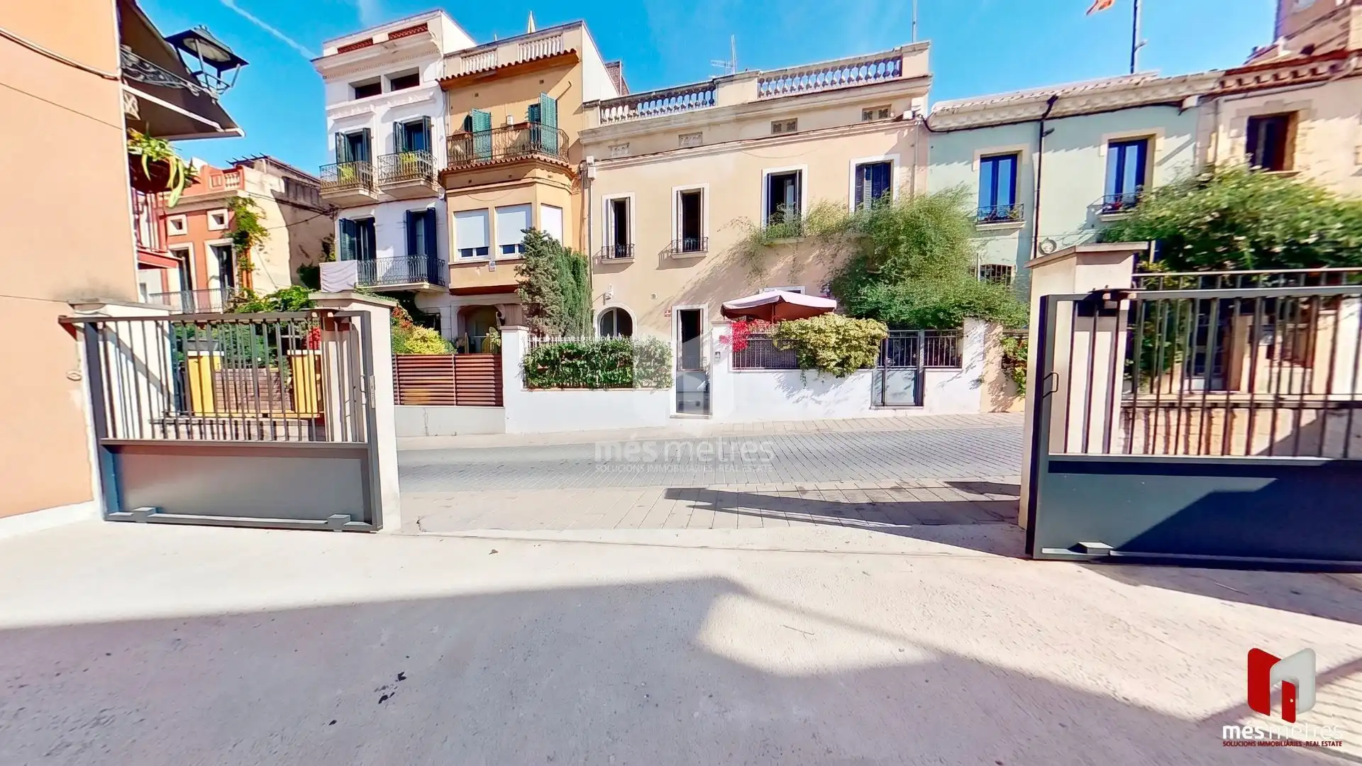 Exterior view of Houses for rent in El Masnou  with Air Conditioner, Heating and Private garden