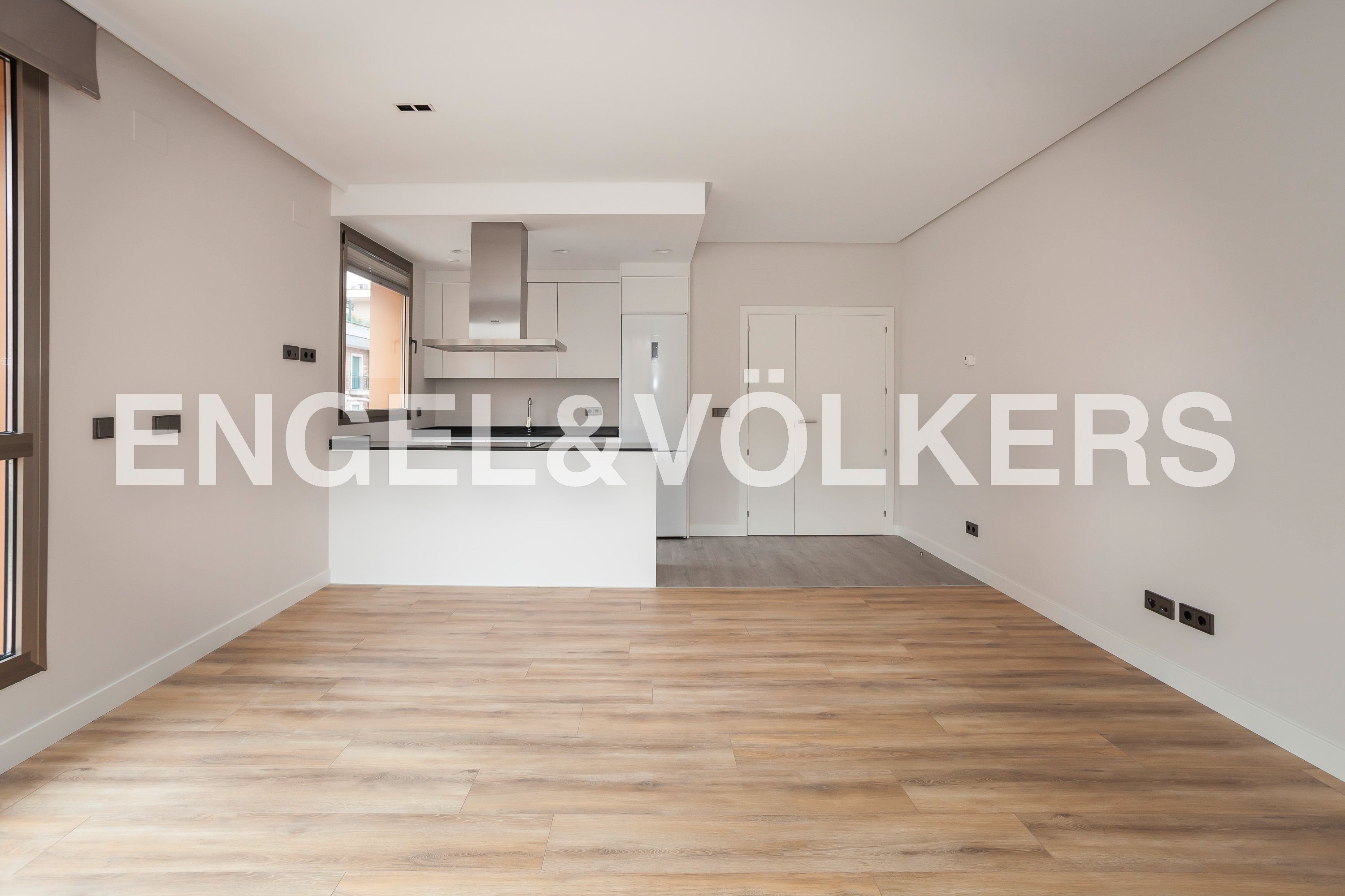Cuina de Apartament de lloguer en  Madrid Capital amb Aire condicionat, Calefacció i Traster
