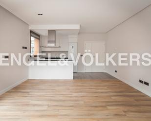 Cuina de Apartament de lloguer en  Madrid Capital amb Aire condicionat, Calefacció i Traster